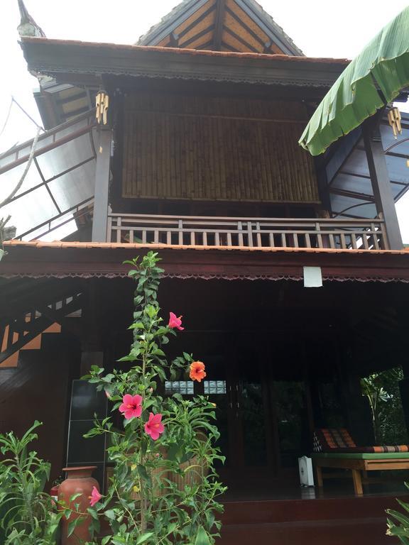 Mahogany Cottage Gili Meno Habitación foto